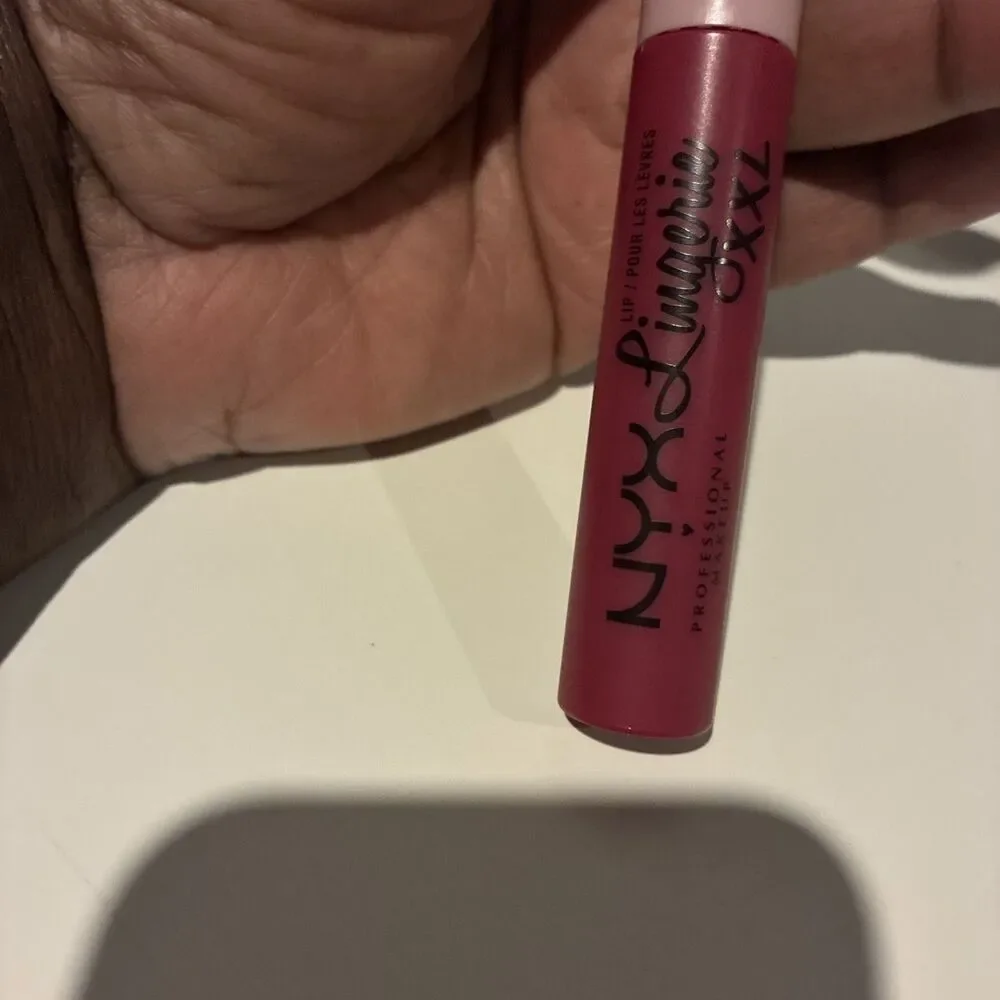 NYX Lip Lingerie Matte Liquid Lipstick-18 Stayin’ Juicy- New/Sealed